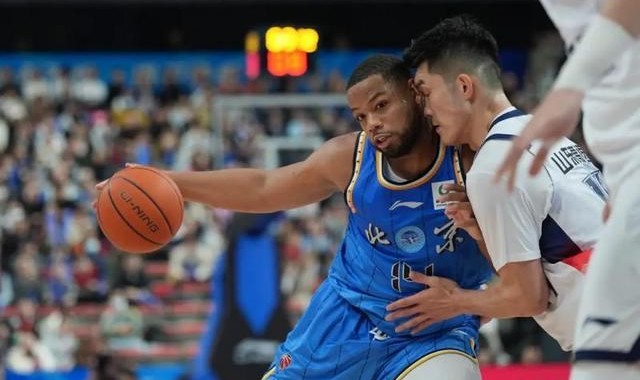 九游会app-CBA｜斯佩尔曼今晚恐因伤缺阵