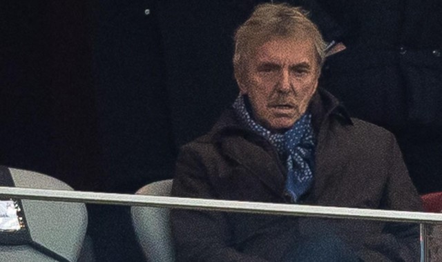 九游会官网-博涅克不满波兰表现：最后一波8人防不住瑞典5人，看着哲凯进球